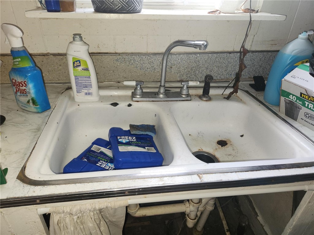 4276 Robinson Road Wethersfield, NY 14569 - Photo 5 of 24