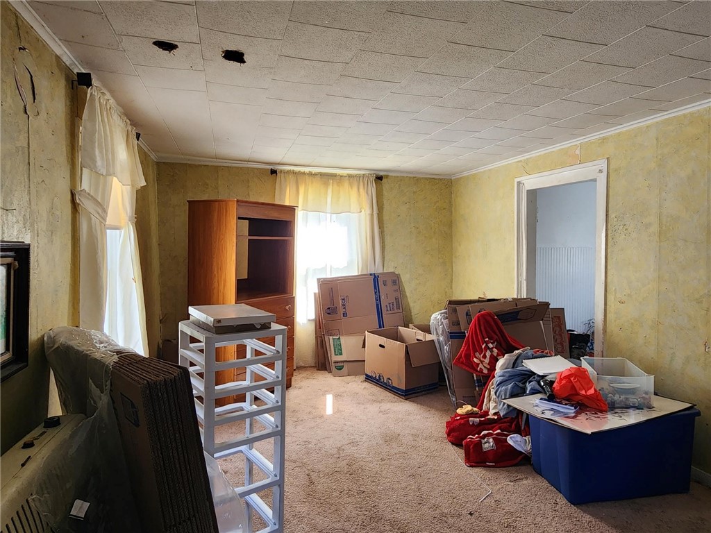 4276 Robinson Road Wethersfield, NY 14569 - Photo 6 of 24 Living room