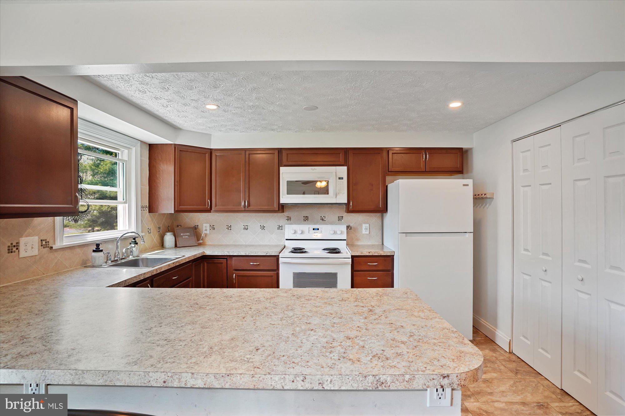 935 Redfield Road Bel Air, MD 21014 - Photo 7 of 26 Gallery Image 7