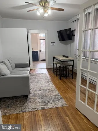 $1,200 | 828 Hamilton Boulevard, Unit A, Hagerstown, MD 21742