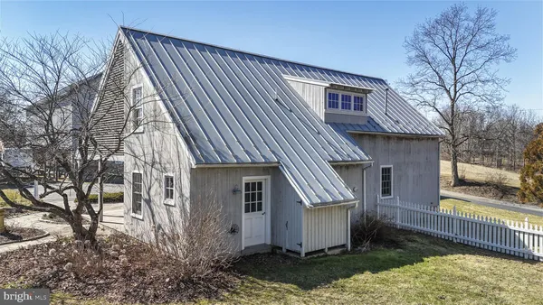 $1,225,000 | 371 Old Tulpehocken Road, Birdsboro, PA 19508