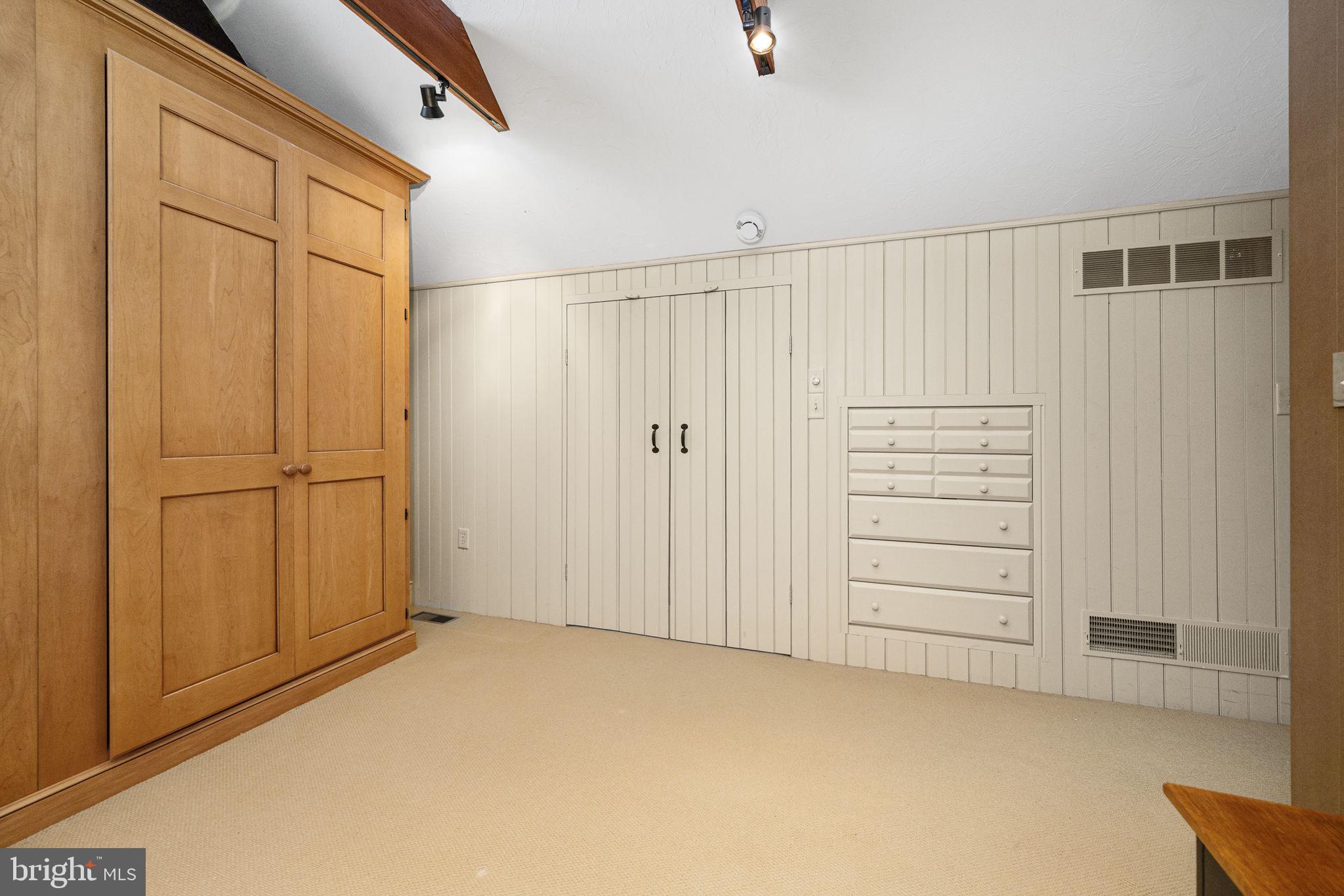 371 Old Tulpehocken Road Birdsboro, PA 19508 - Photo 63 of 99 an empty room with closet area