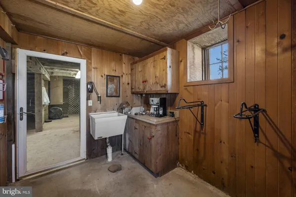 $1,225,000 | 371 Old Tulpehocken Road, Birdsboro, PA 19508