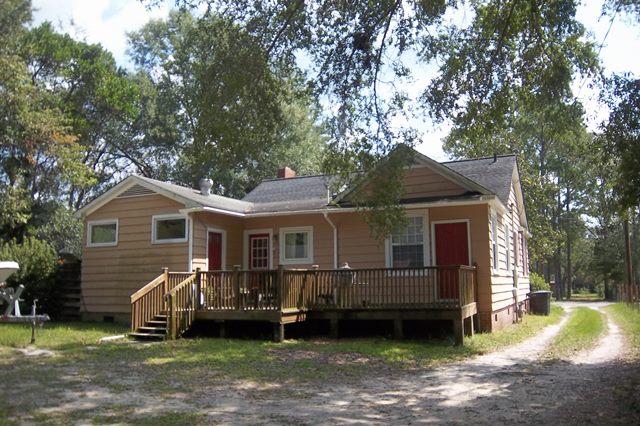 115 Howell Street Walterboro, SC 29488 - Photo 17 of 22 Back of House