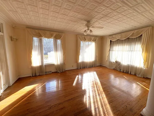 $395,000 | 30 Riverside Drive, Binghamton, NY 13905