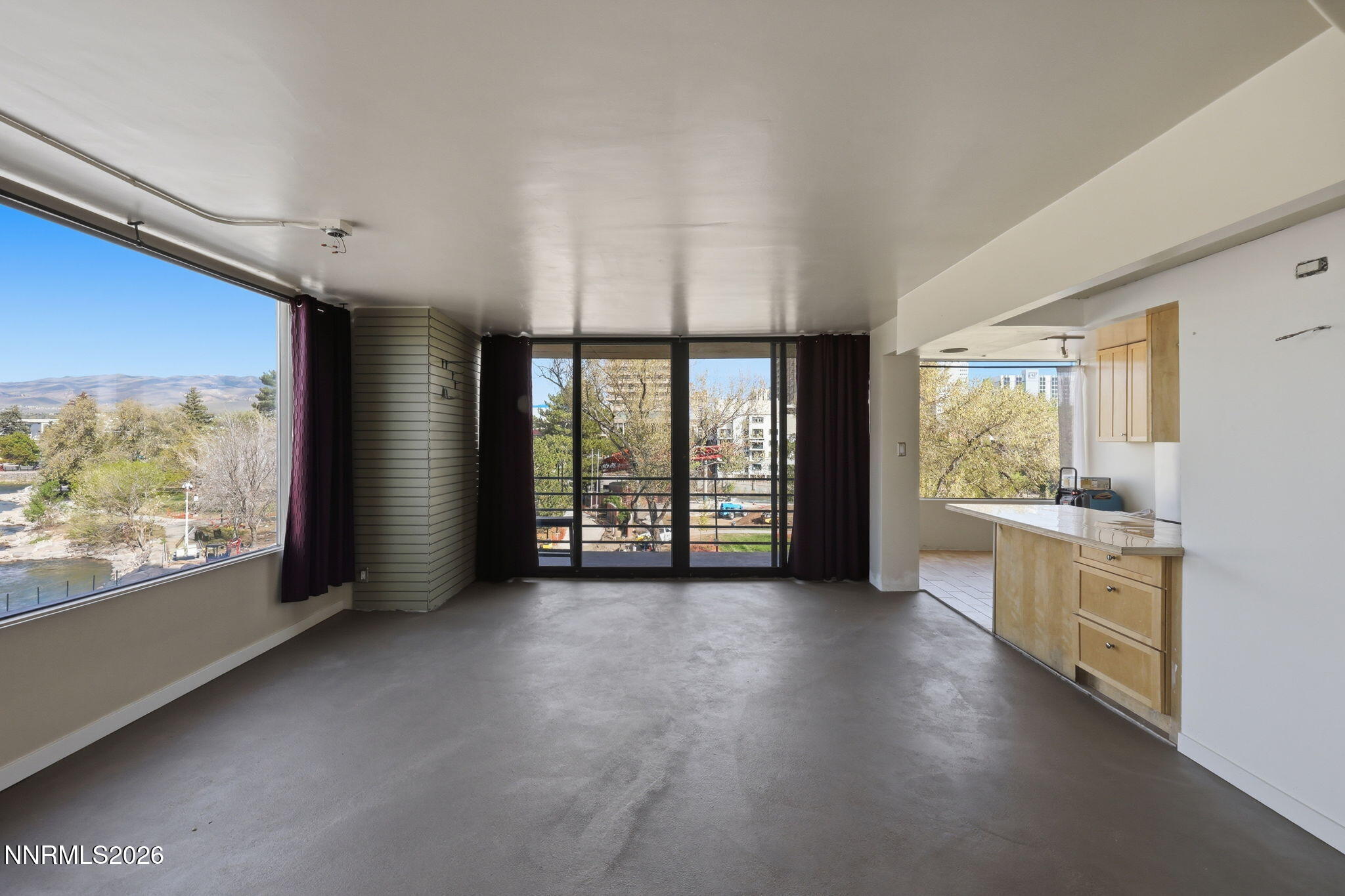 280 Island Avenue, Unit 403 Reno, NV 89501 - Photo 6 of 27 Kitchen combo