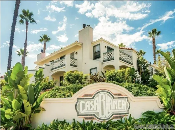 $2,950 | 13212 Salmon River Road, Unit 205, San Diego, CA 92129