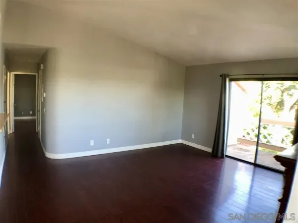 $2,950 | 13212 Salmon River Road, Unit 205, San Diego, CA 92129