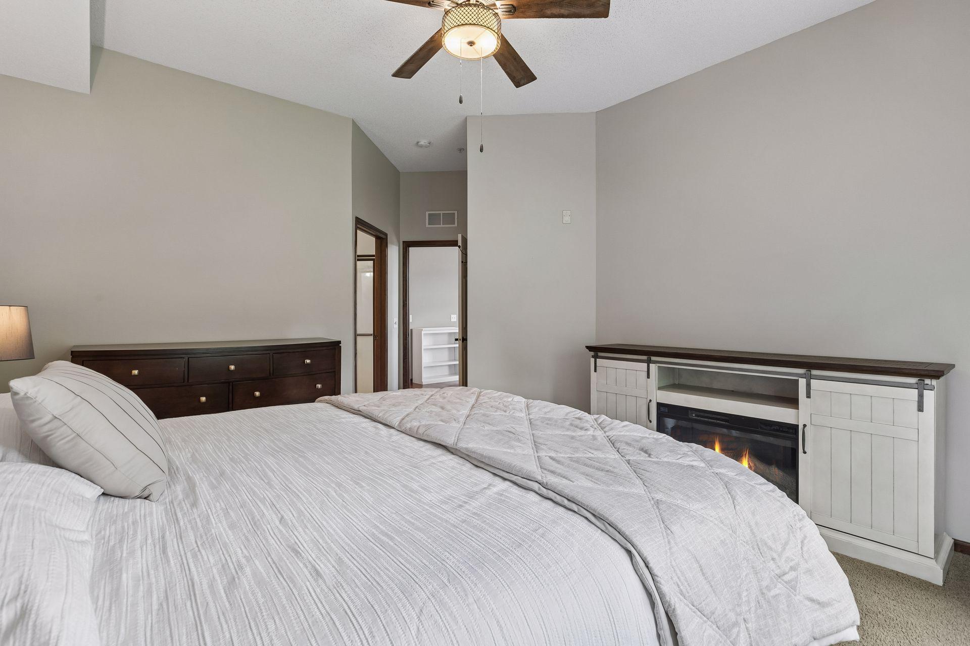 1256 County Rd D East, Unit 101 Maplewood, MN 55109 - Photo 18 of 28