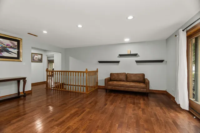 $376,300 | 7916 West 113th Place, Palos Hills, IL 60465