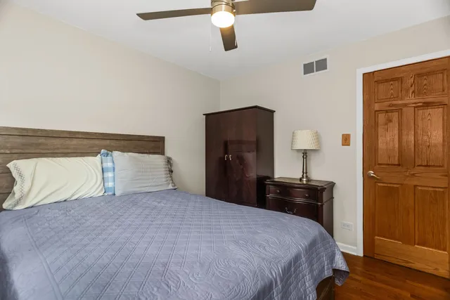 $376,300 | 7916 West 113th Place, Palos Hills, IL 60465