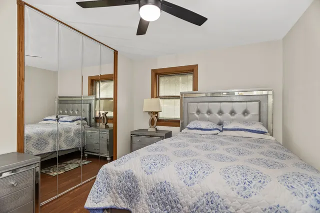 $376,300 | 7916 West 113th Place, Palos Hills, IL 60465