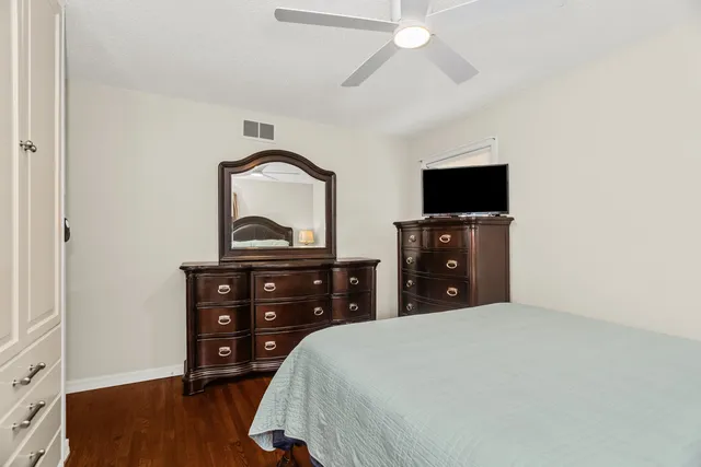 $376,300 | 7916 West 113th Place, Palos Hills, IL 60465