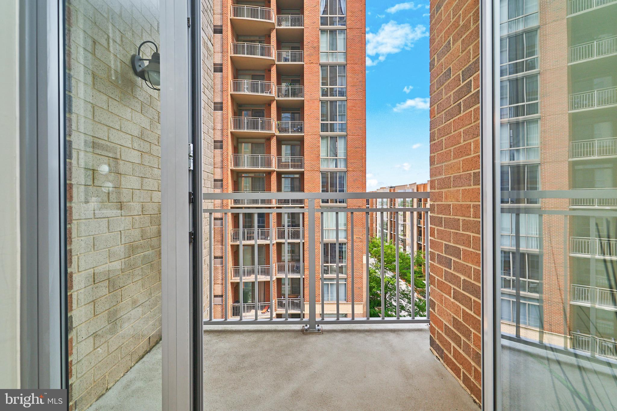 11990 Market Street, Unit 516 Reston, VA 20190 - Photo 23 of 39
