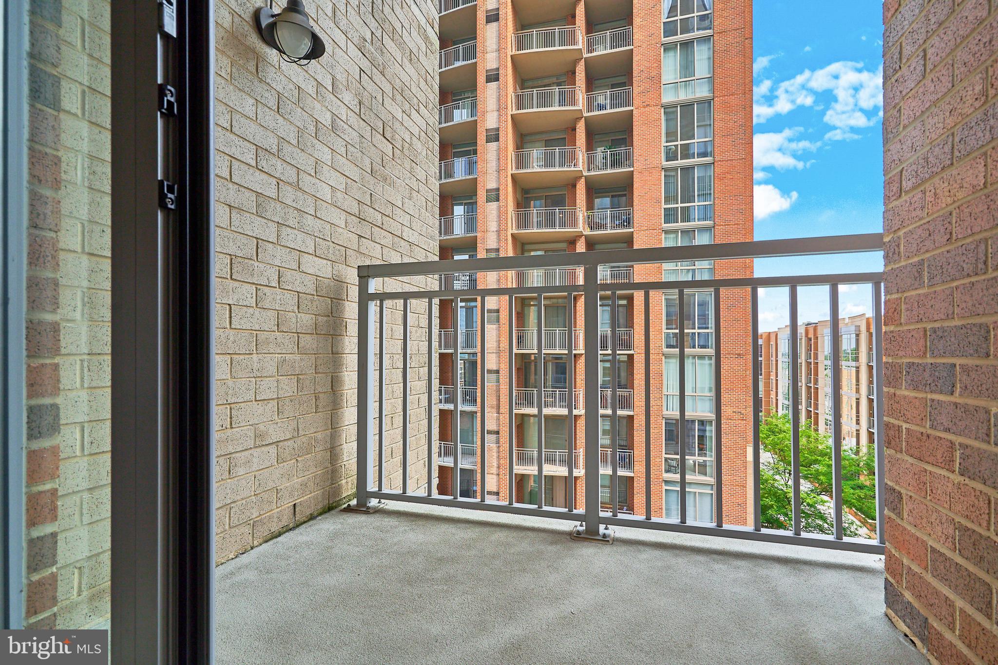 11990 Market Street, Unit 516 Reston, VA 20190 - Photo 25 of 39