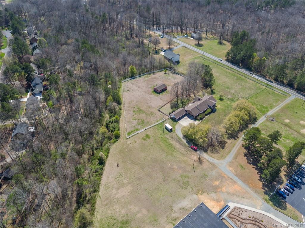 10331 Idlewild Road Matthews, NC 28105 - Photo 12 of 24 Gallery Image 12