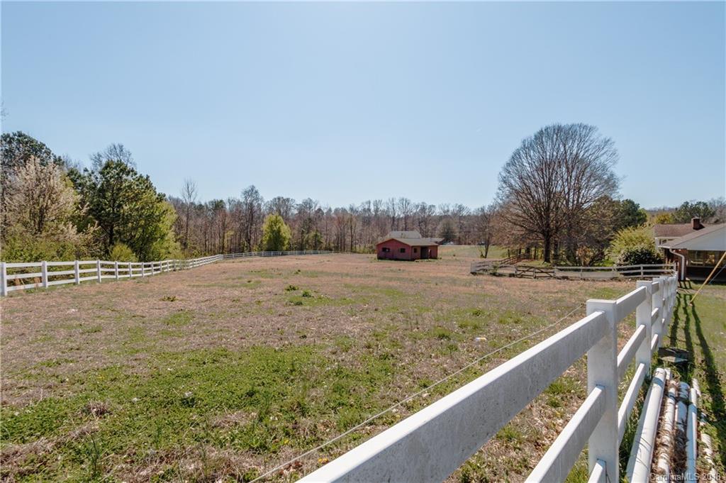 10331 Idlewild Road Matthews, NC 28105 - Photo 18 of 24 Gallery Image 18