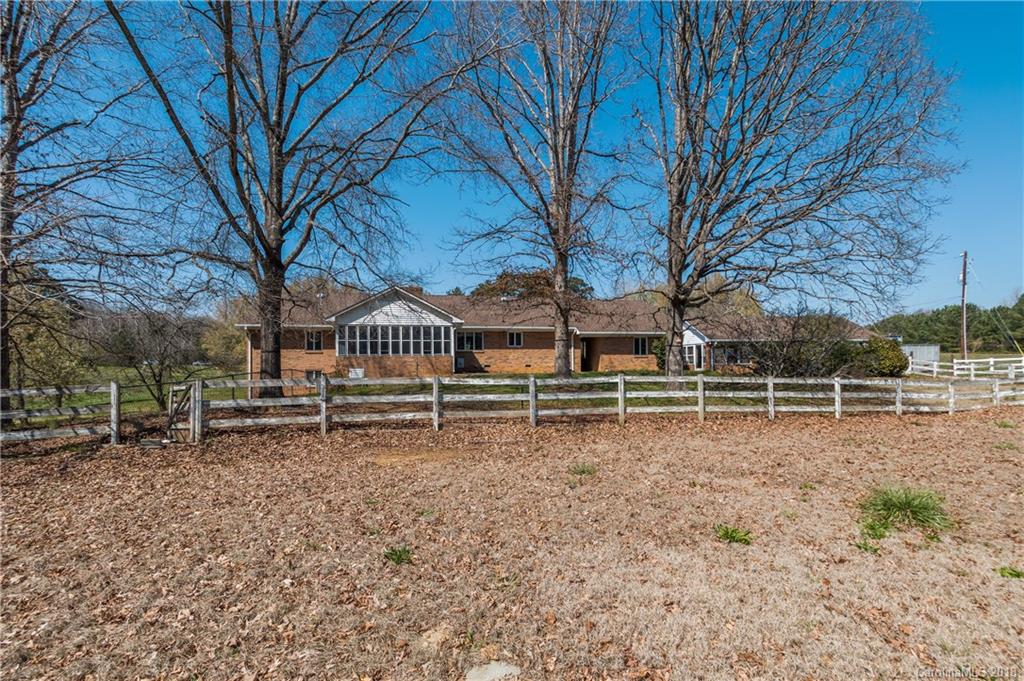 10331 Idlewild Road Matthews, NC 28105 - Photo 23 of 24 Gallery Image 23