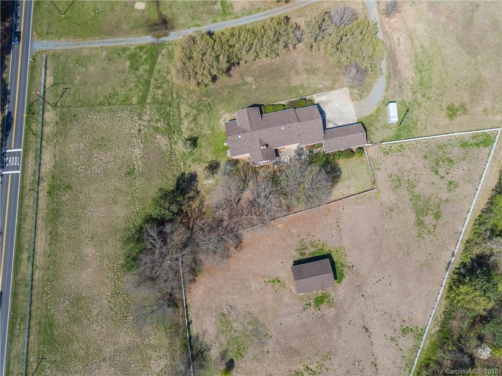 10331 Idlewild Road Matthews, NC 28105 - Photo 10 of 24 Gallery Image 10