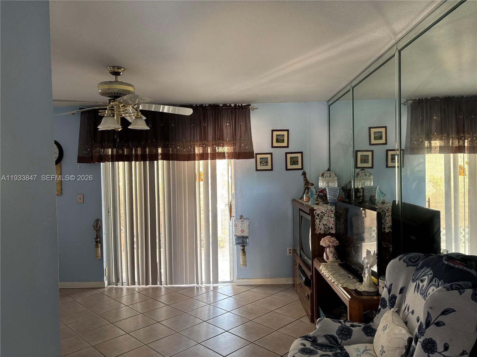 16452 Southwest 293rd Street Homestead, FL 33033 - Photo 4 of 13
