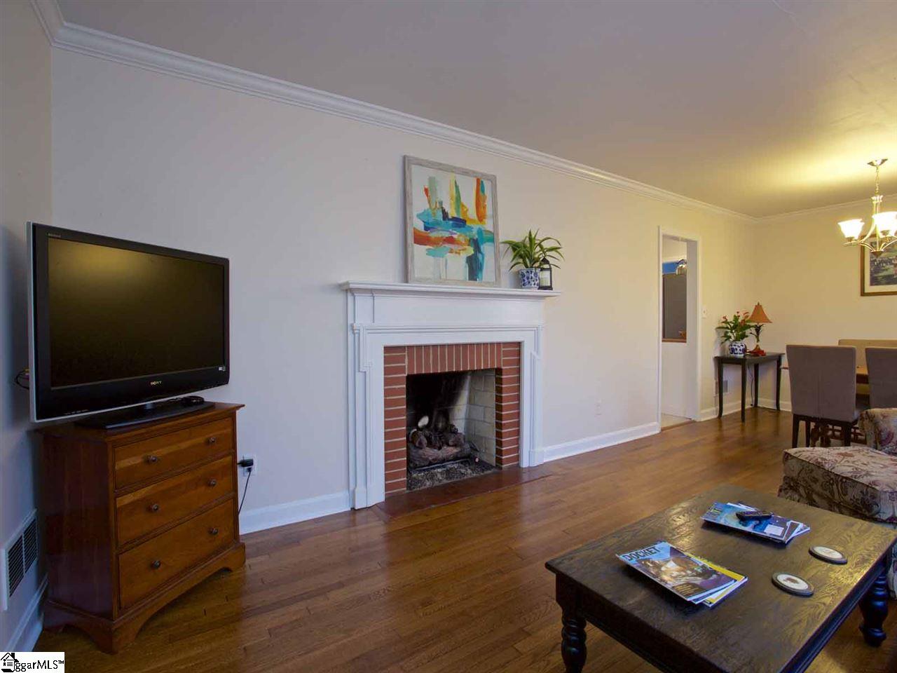 310 Richbourg Road Greenville, SC 29615 - Photo 4 of 19 Gallery Image 4