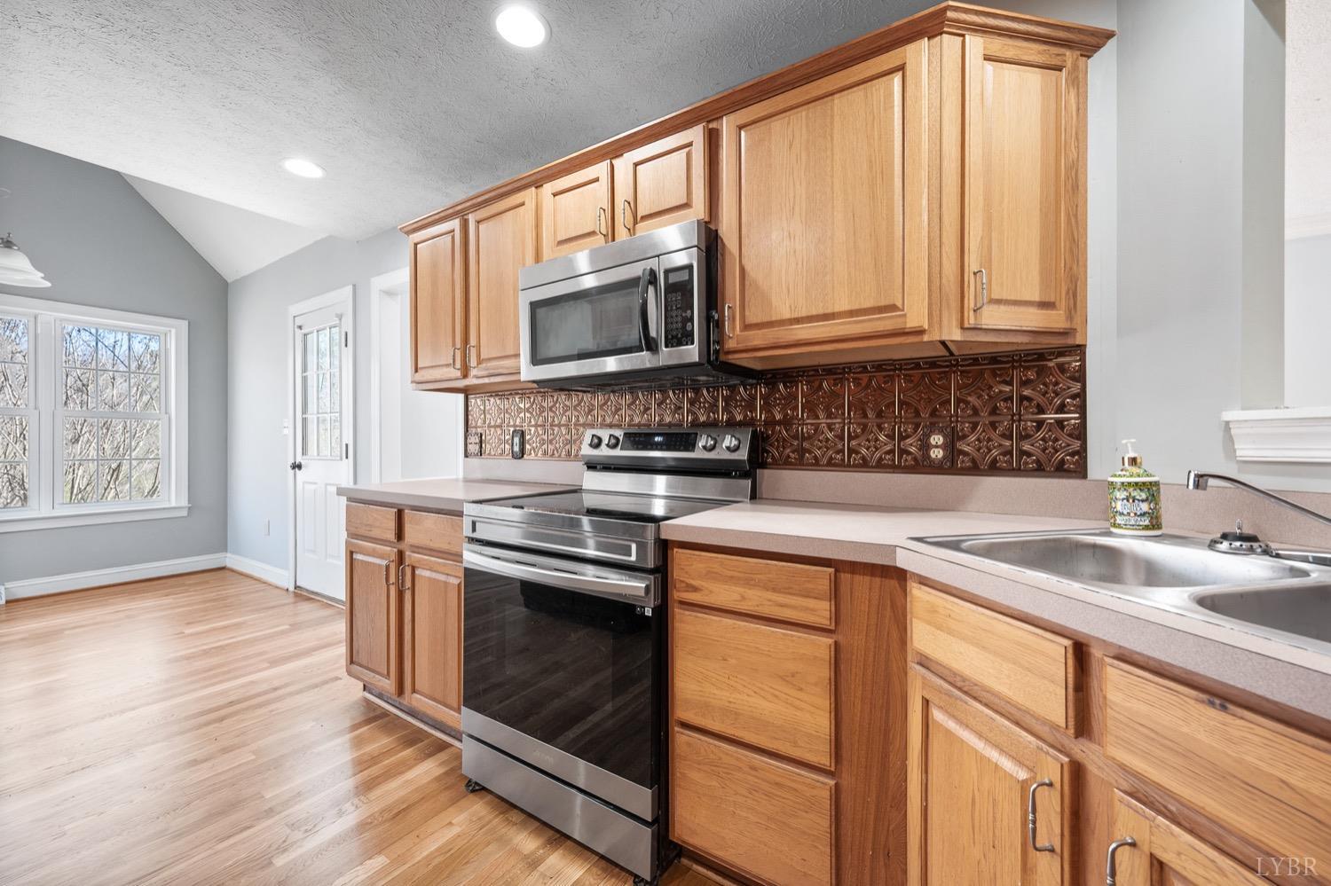 295 Quail Run Amherst, VA 24521 - Photo 13 of 64