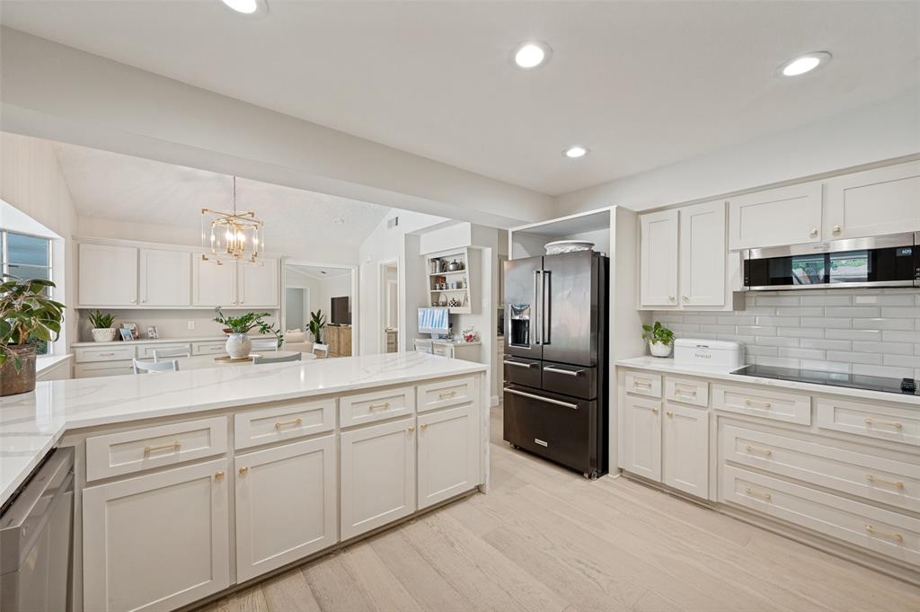 3767 Jubilee Trail Dallas, TX 75229 - Photo 13 of 39