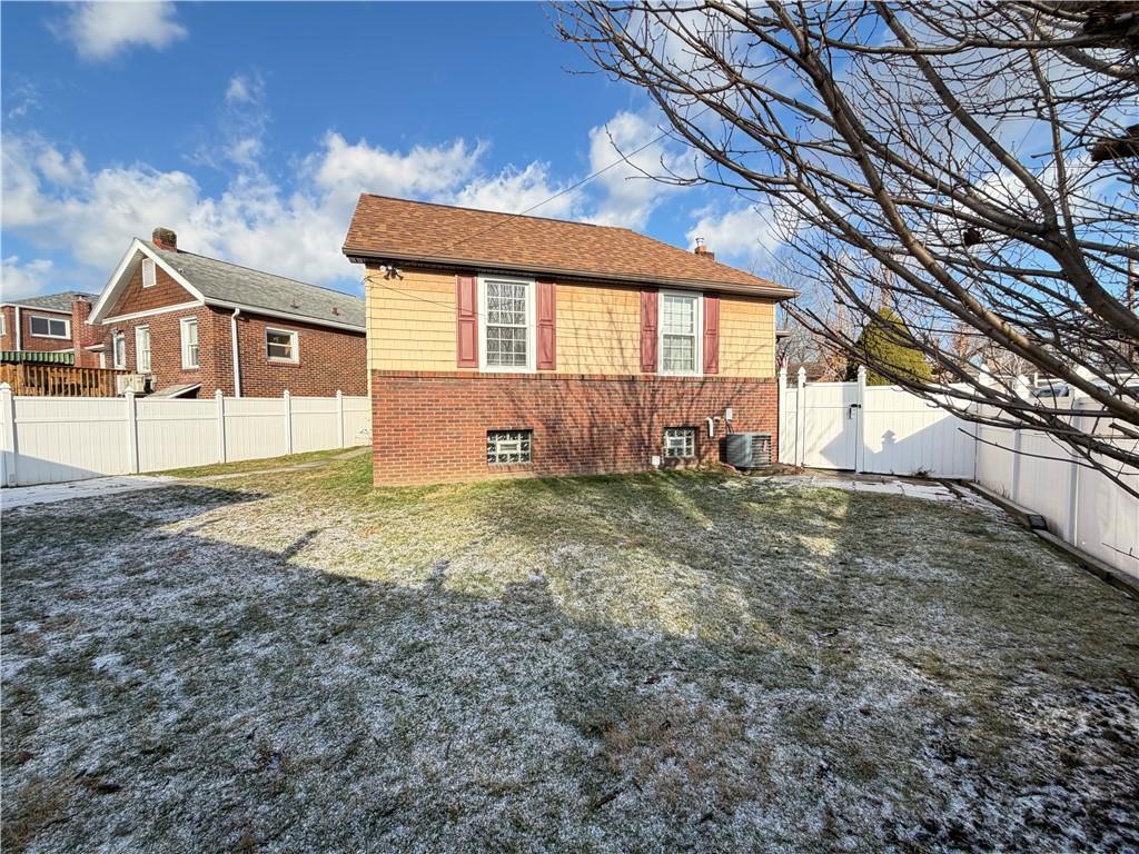 1248 Pocono Street Pittsburgh, PA 15218 - Photo 39 of 44