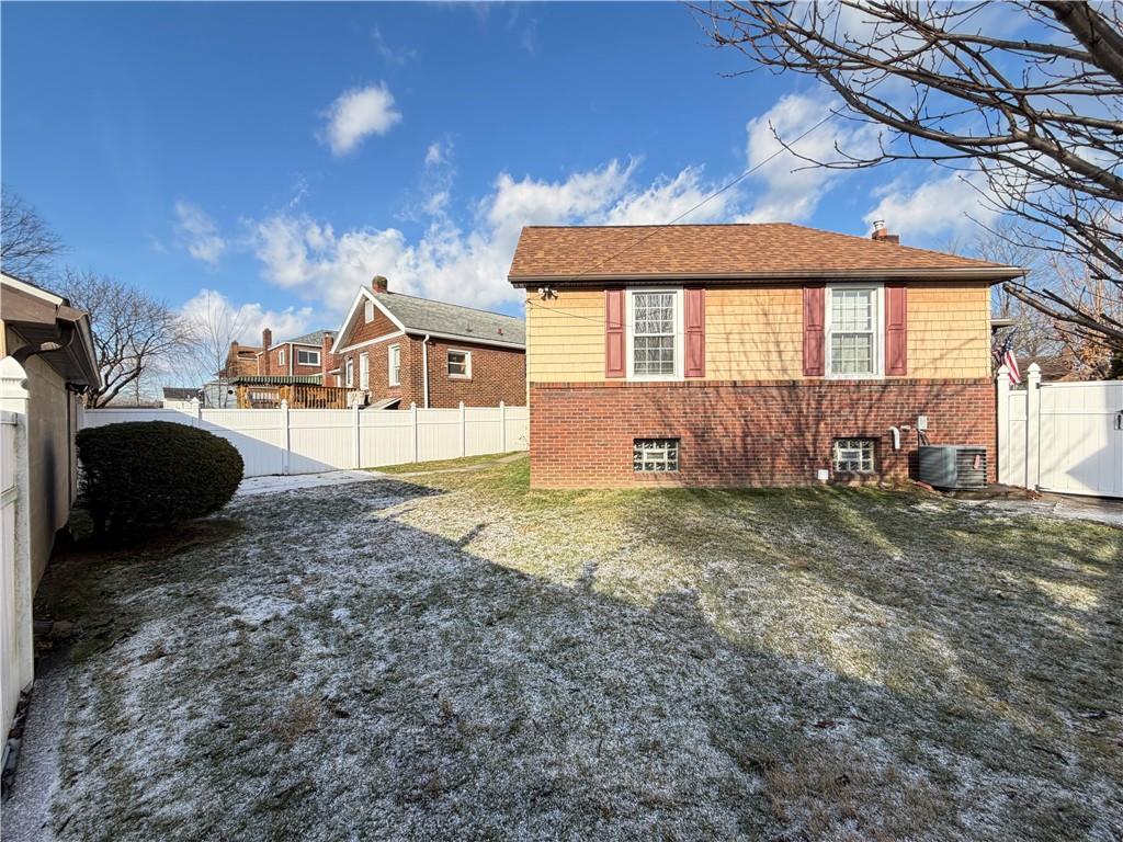 1248 Pocono Street Pittsburgh, PA 15218 - Photo 40 of 44