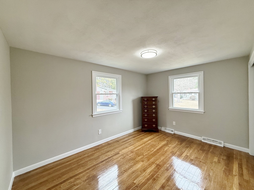 105 Duncan Road Stoughton, MA 02072 - Photo 31 of 38