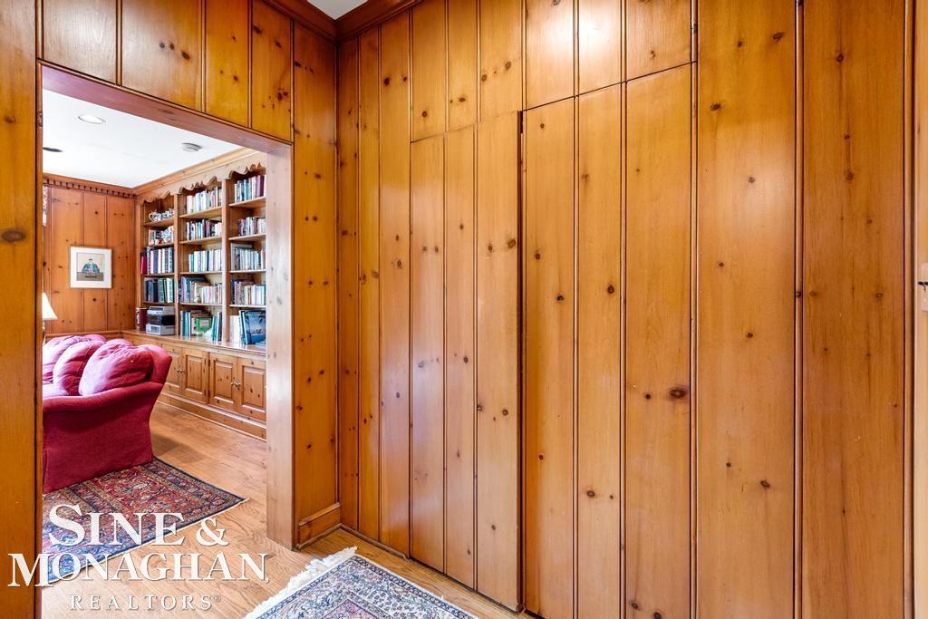 77 Renaud Road Grosse Pointe Shores, MI 48236 - Photo 21 of 80