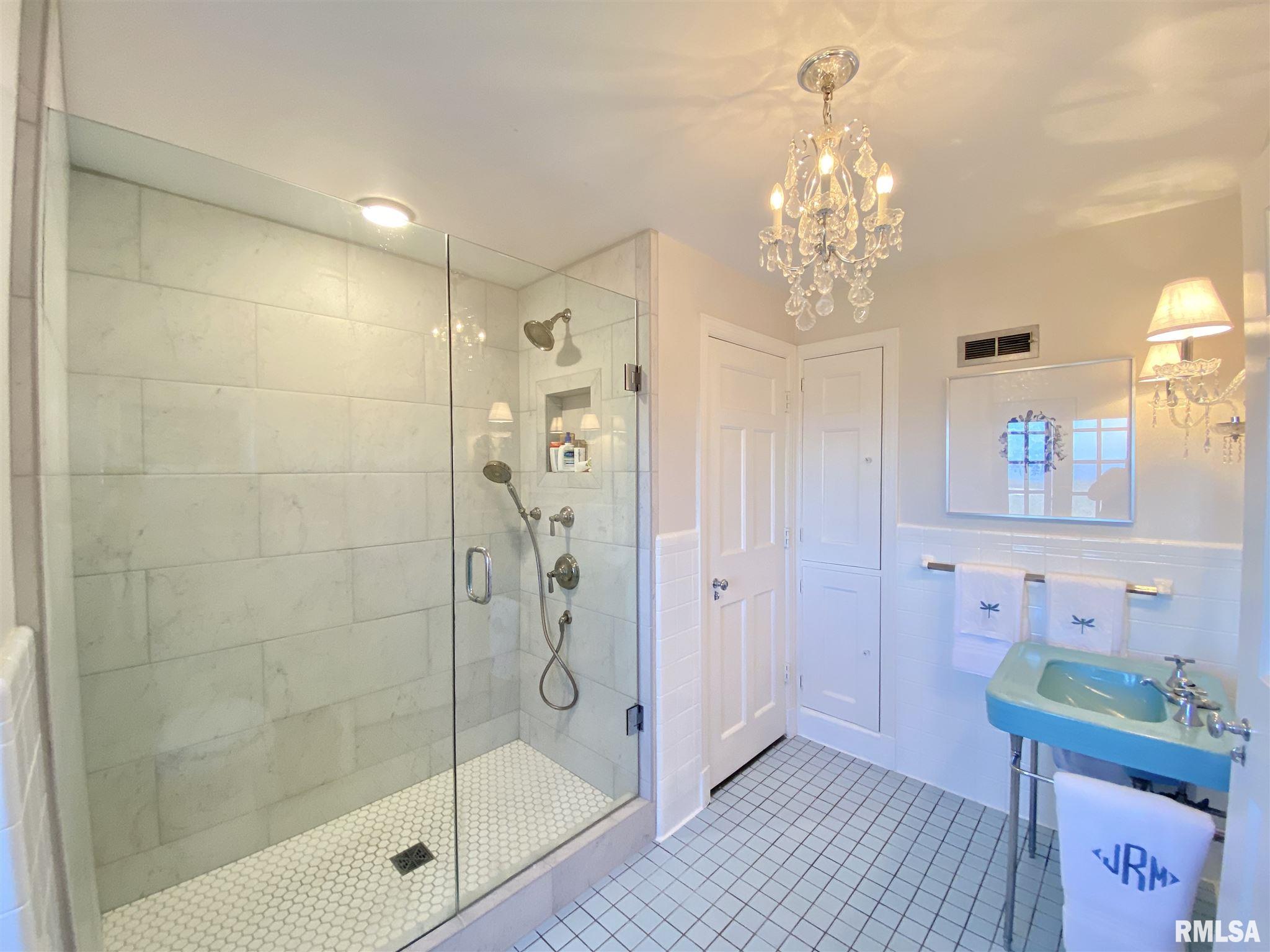 5182 North Prospect Road Peoria, IL 61614 - Photo 33 of 50 Gallery Image 33