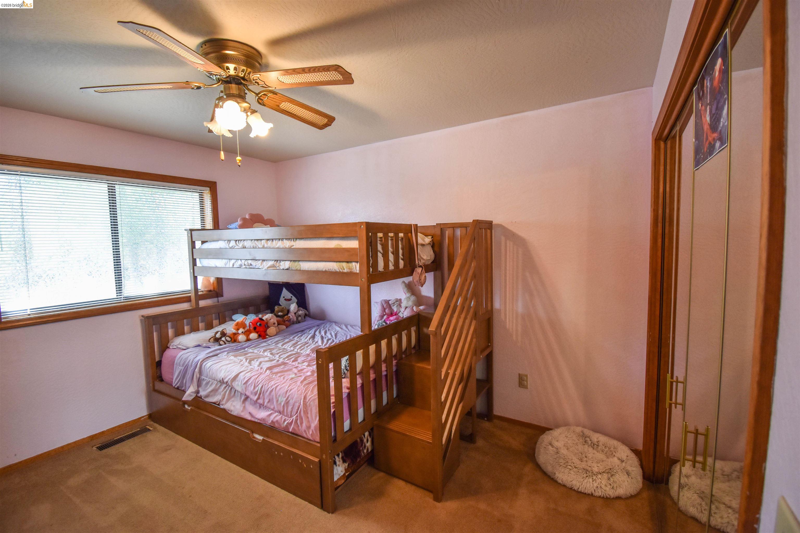 15 Roble Road Sonora, CA 95370 - Photo 22 of 44 Carpeted bedroom with ceiling fan