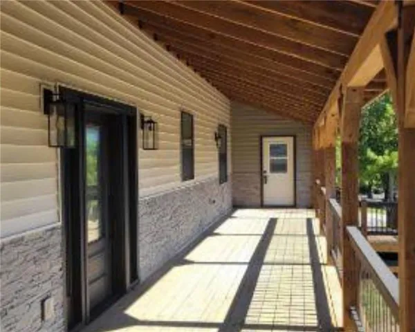 $459,000 | 104 Lakeshore Drive, Kimberling City, MO 65686