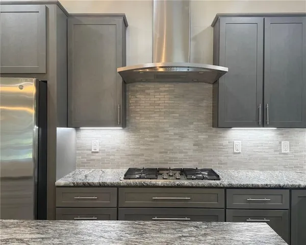 $459,000 | 104 Lakeshore Drive, Kimberling City, MO 65686