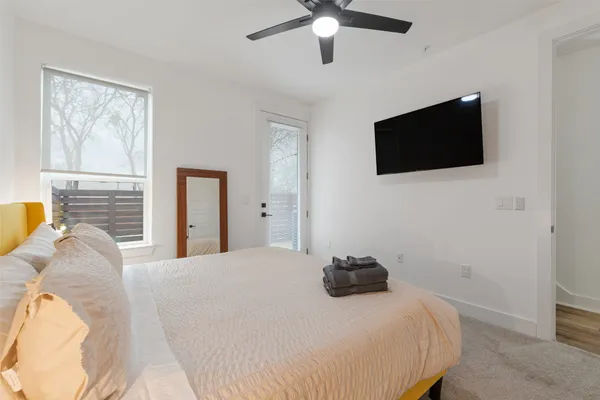 $3,490 | 1417 Kramer Lane, Unit 21, Austin, TX 78758