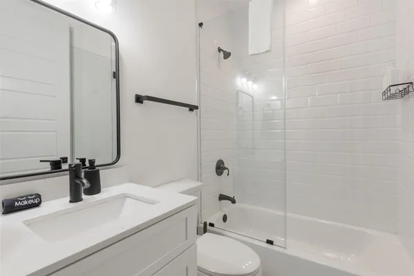 $3,490 | 1417 Kramer Lane, Unit 21, Austin, TX 78758