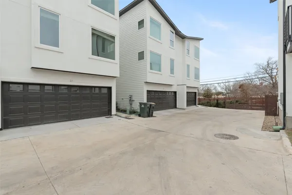 $3,490 | 1417 Kramer Lane, Unit 21, Austin, TX 78758