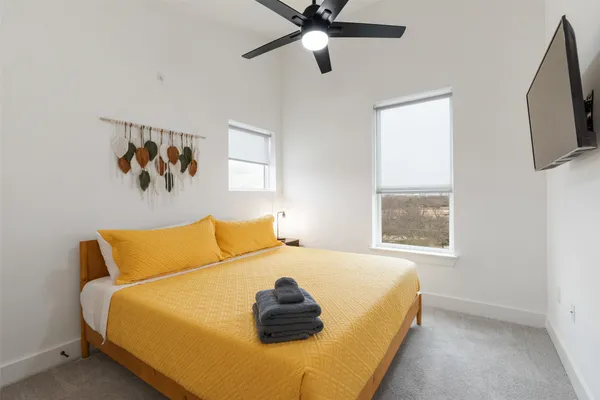 $3,490 | 1417 Kramer Lane, Unit 21, Austin, TX 78758