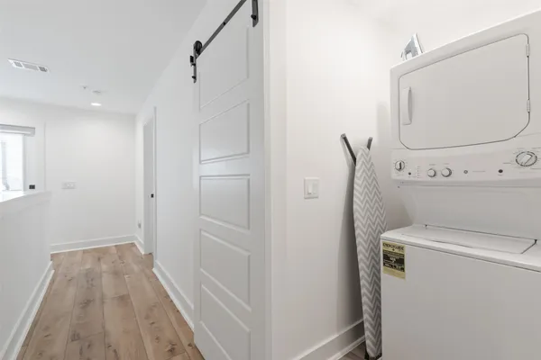 $3,490 | 1417 Kramer Lane, Unit 21, Austin, TX 78758