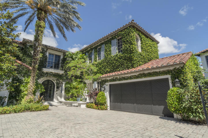 502 Bald Eagle Drive Jupiter, FL 33477 - Photo 3 of 85 3