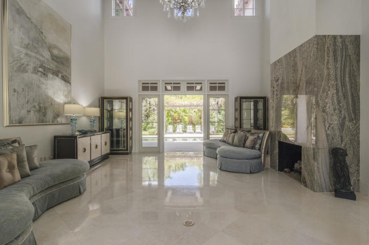 502 Bald Eagle Drive Jupiter, FL 33477 - Photo 6 of 85 6