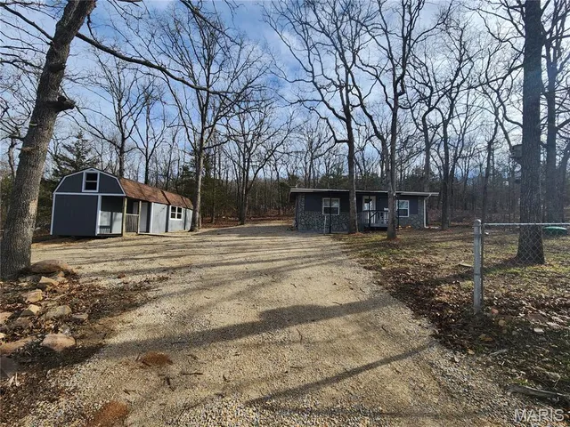 $81,900 | 10063 South Oriole Drive, Bismarck, MO 63624