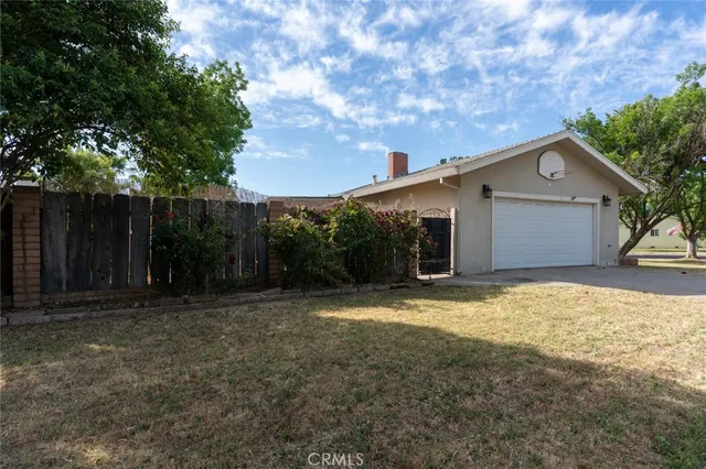 $385,000 | 635 East Brookdale Drive, Merced, CA 95340