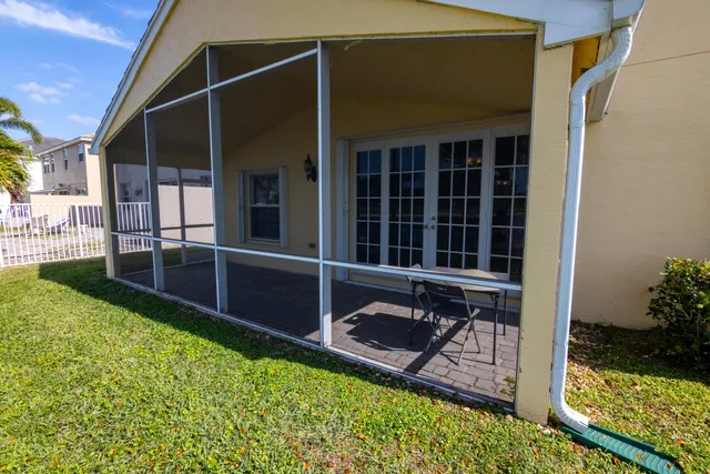 $490,000 | 284 Berenger Walk, Royal Palm Beach, FL 33414