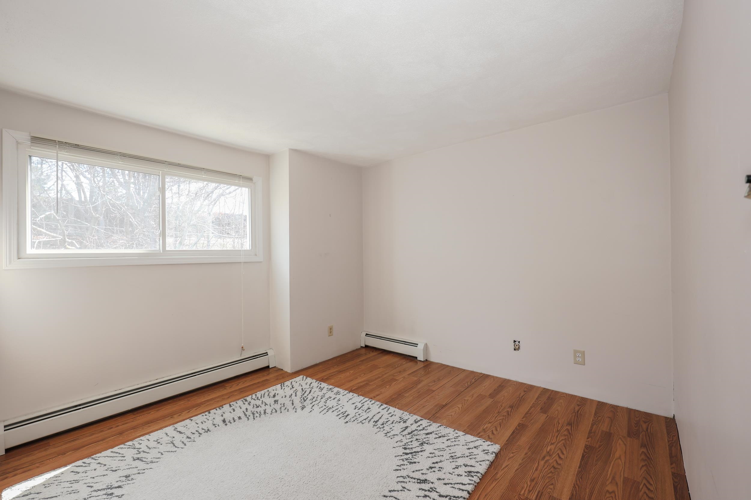 310 Brook Village Road, Unit 33 Nashua, NH 03062 - Photo 19 of 32 Gallery Image 19