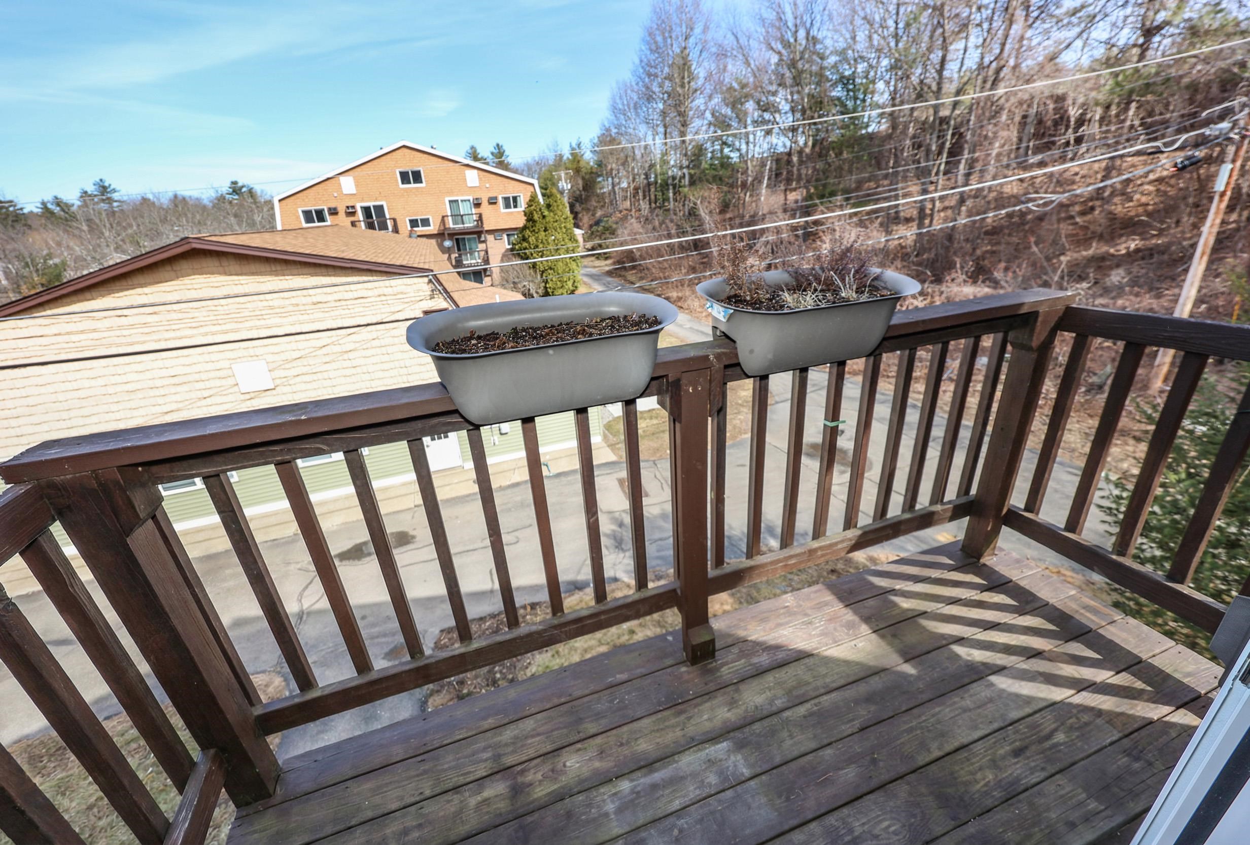 310 Brook Village Road, Unit 33 Nashua, NH 03062 - Photo 23 of 32 Gallery Image 23