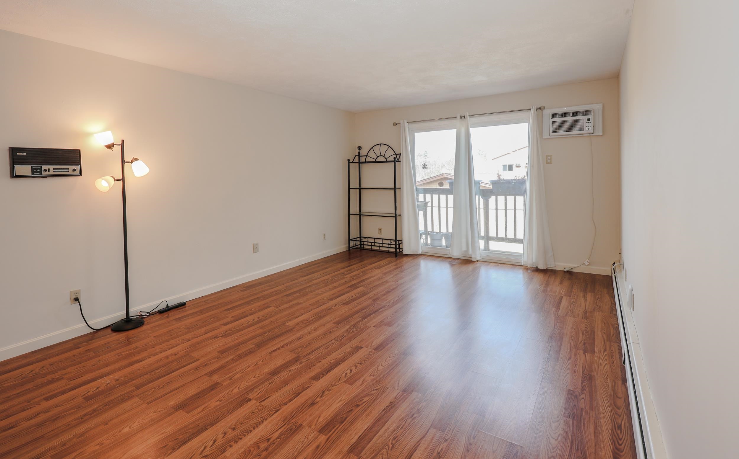 310 Brook Village Road, Unit 33 Nashua, NH 03062 - Photo 5 of 32 Gallery Image 5