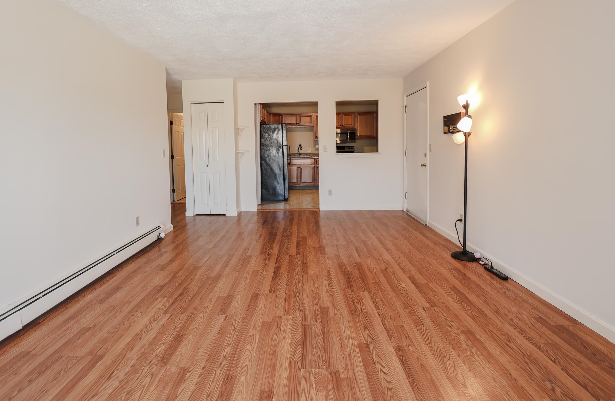 310 Brook Village Road, Unit 33 Nashua, NH 03062 - Photo 7 of 32 Gallery Image 7