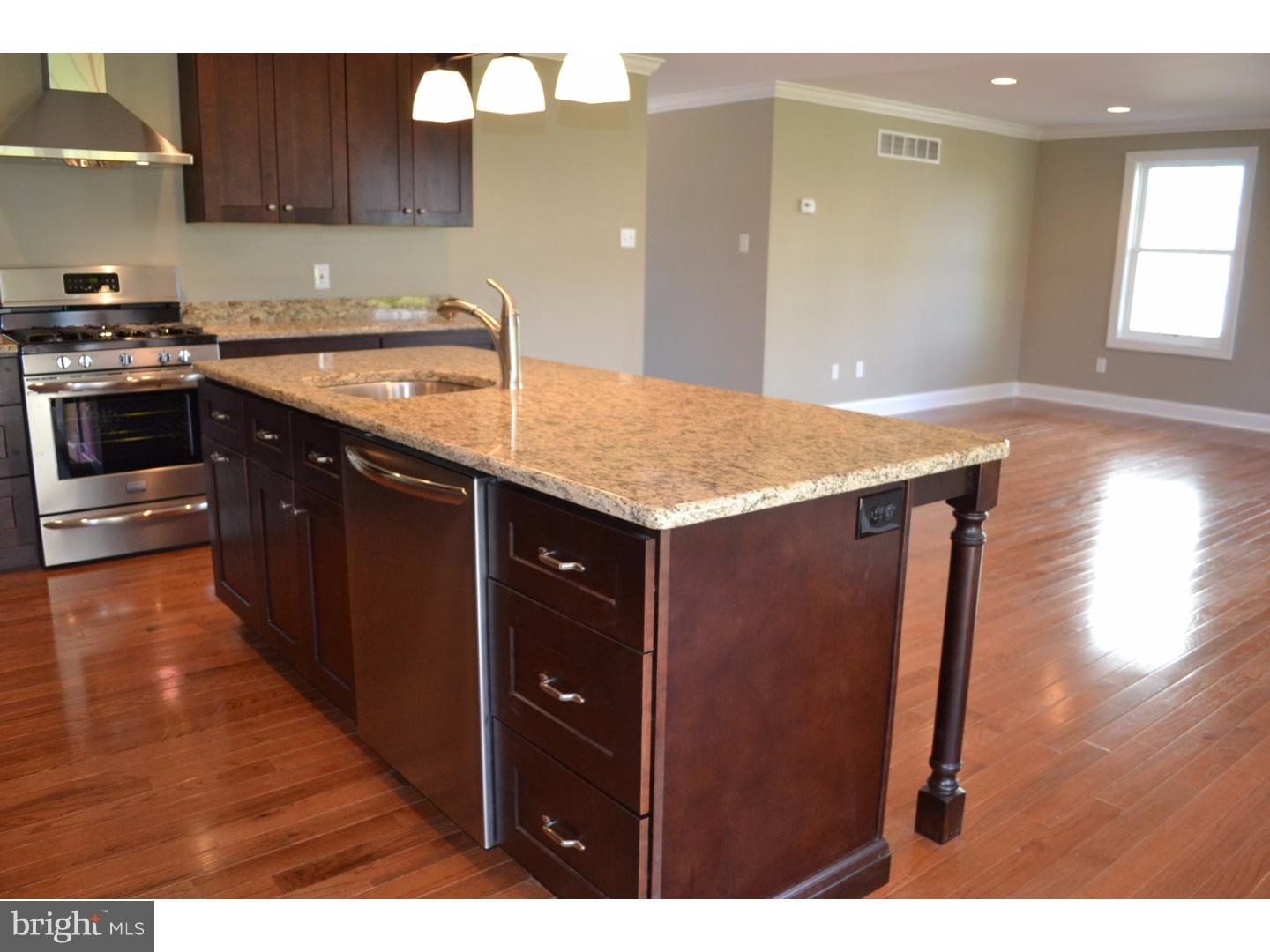 2 Rolling Hill Road Elkins Park, PA 19027 - Photo 10 of 24 Gallery Image 10